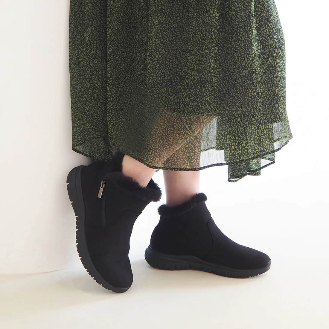 《SNEEKE》軽量サイドファスナーボアブーツ(ブラックスエード)