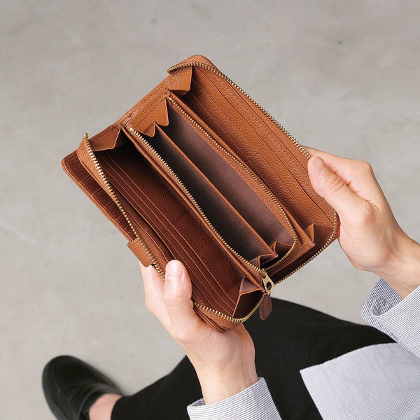 家計管理もビジネスもこれ一つ|おしゃれな仕分け上手が選ぶ「本革大容量長財布/SW7」