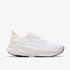 Clarks Pace