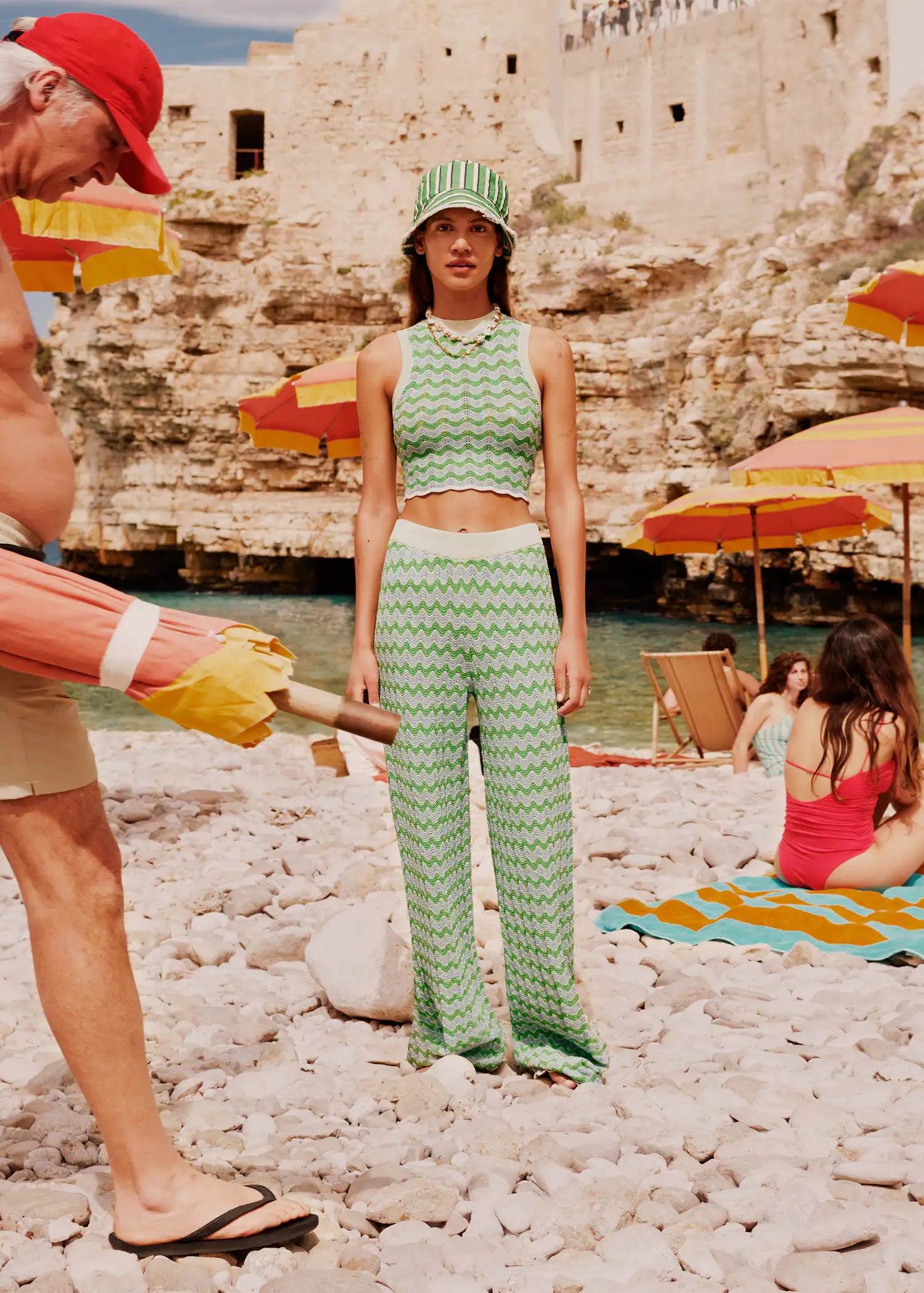 MANGO - AN UNFORGETTABLE SUMMER