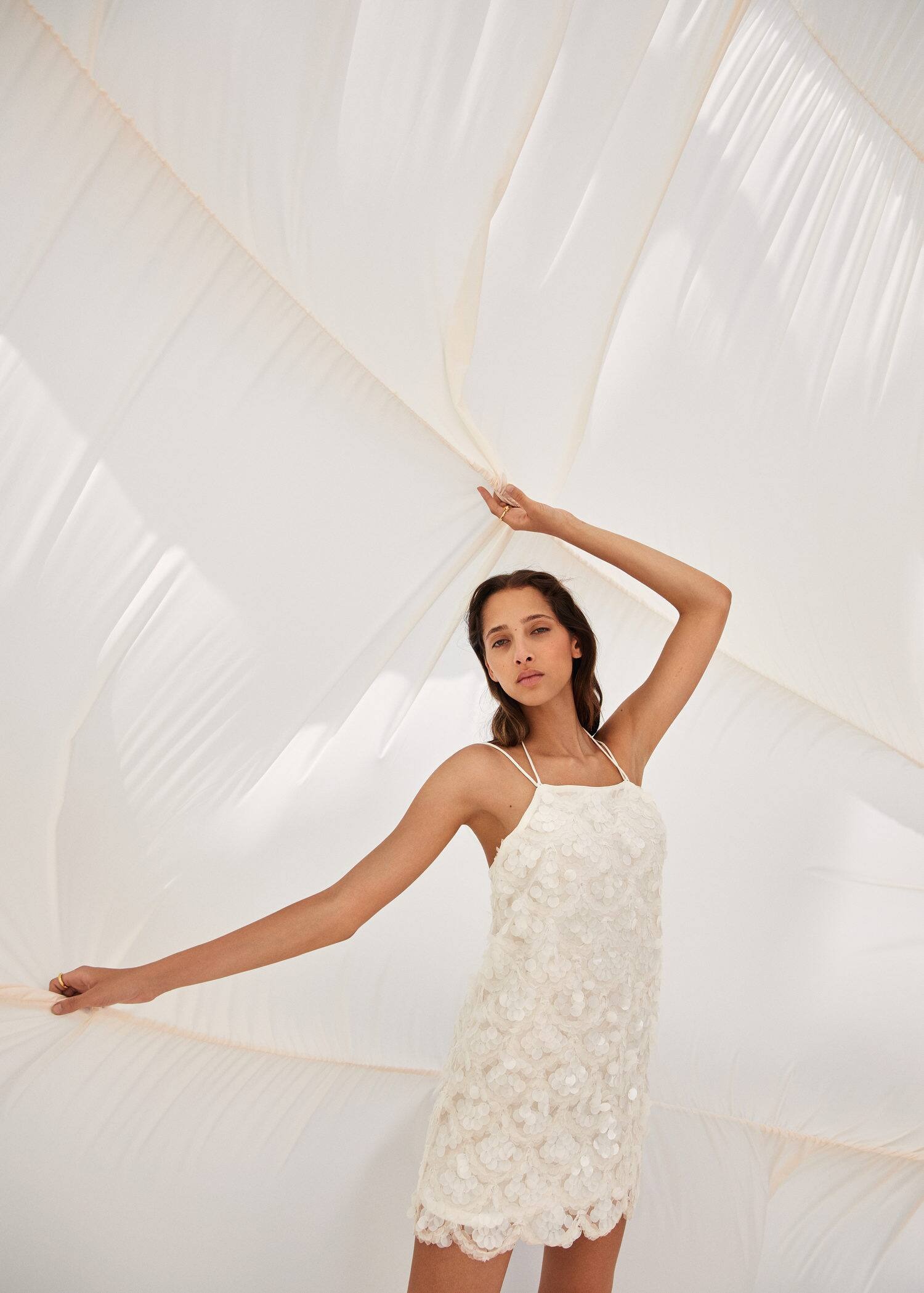 MANGO - IN THE SPOTLIGHT