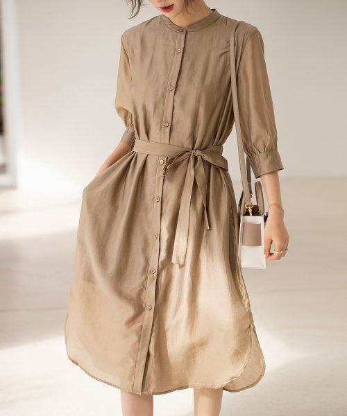 セゾン ド パピヨン シャツワンピースのおすすめコーディネート