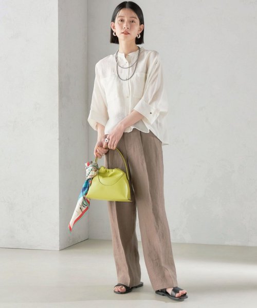 シップス ブラウスのおすすめコーディネート