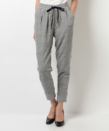 スラウチパンツ