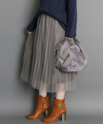 プリーツスカート