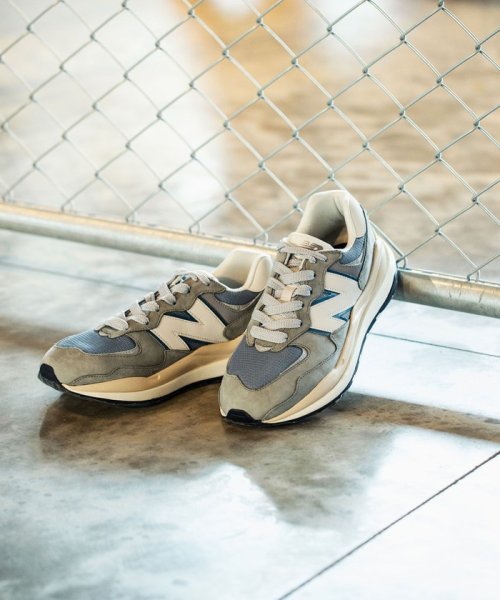 ニューバランス