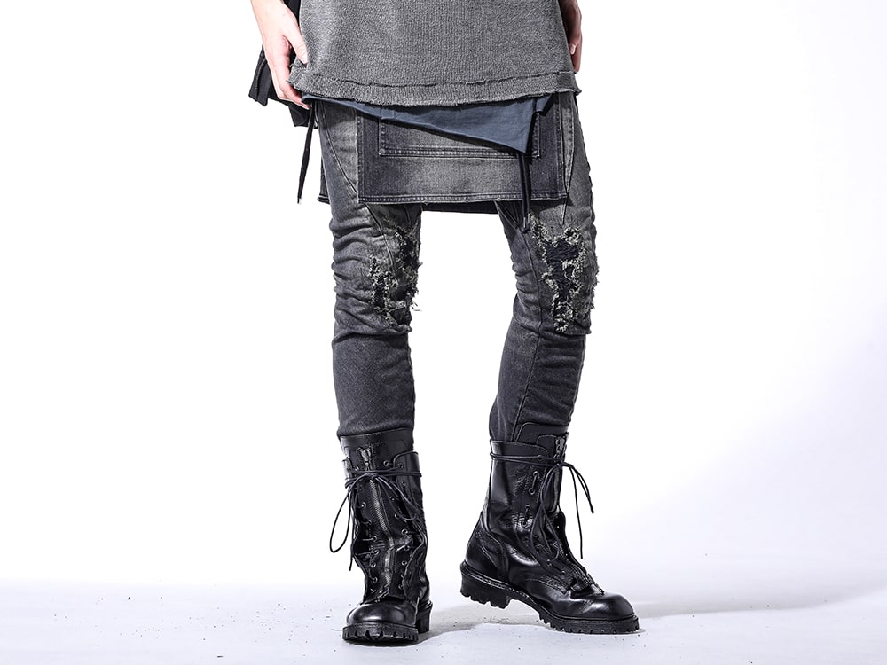 D.HYGEN JULIUS 24SS(Spring Summer) - 画像の詳細(Styling全体の詳細) Denim that can play the leading role - ST107-0424S Bum Flap Distressed Denim Drop Crotch Slim Pants 859FWM1-Black Cow Skin Long Fireman Boots 3-001