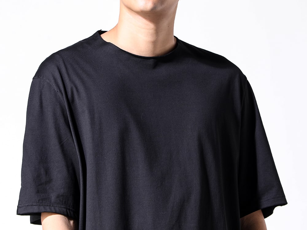 Devore 2024-25AW - Jet black world view exuding from boldly designed bangles and rings - CSC-ASPB black(Short sleeve astronomy print B BLACK) - 2-004