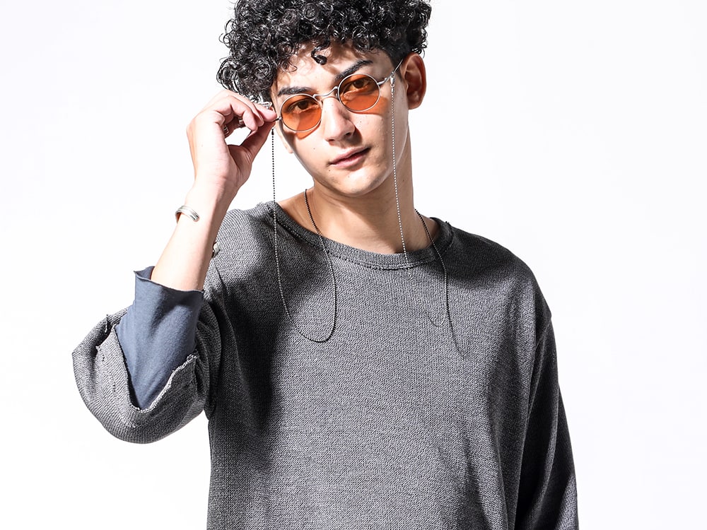 D.HYGEN / RIGARDS / JULIUS 2024-25AW - D.HYGEN Layered T-shirt for comfortable wear with washi paper and rayon knit - ST101-1124S(Washi x Rayon Knit Layered T-Shirt) RG00UW14 a.silver × salmon(Round Flame Sunglasses A.Silver × Salmon) 077ACU3 silver(fangophilia × JULIUS Wrist Cover Bangle SILVER) 077ACU2 silver(fangophilia × JULIUS Full Finger Ring SILVER) - 2-004