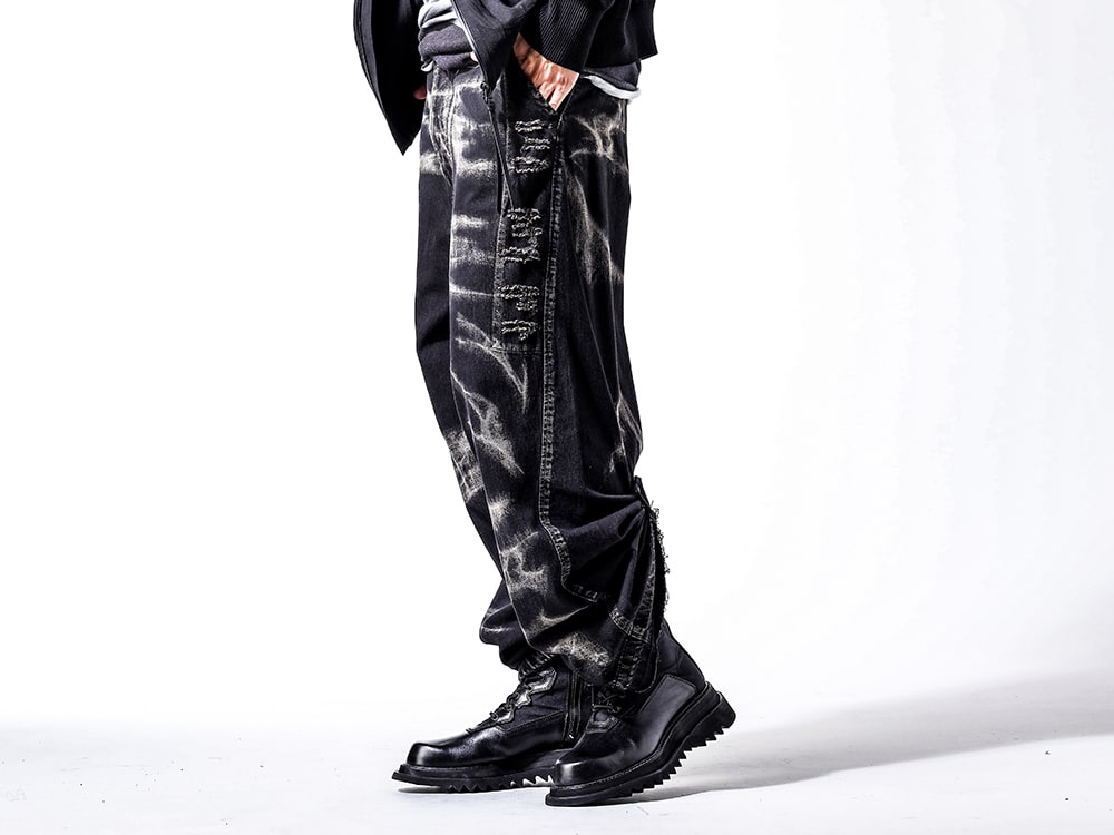 Julius 2024-25AW - Combat Boots to match with Damaged Bleach Wide Pants - 867PAM8-D black(10oz Denim Bleach Wide Pants Black) 867FWM2(Cow Skin Lace Up Boots) - 3-002