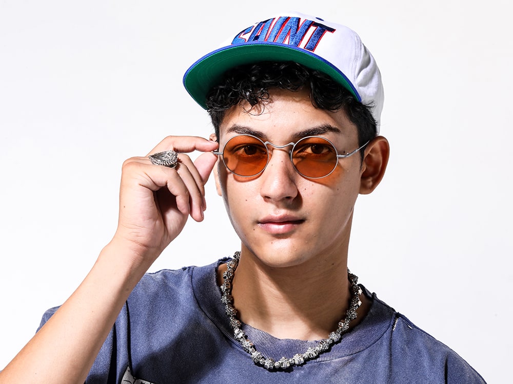 Saint Michael / Natural Instinct / Rigards 2024-25AW - Maison MIHARA YASUHIRO's new souvenir jacket featuring tiger embroidery, a symbol of Japanese culture - SM-YS1-0000-077(SAINT Cap) NI-N-02-M(Flower element Choker) NI-R-20(SOURCE Ring) RG00UW14 a.silver × salmon(Round Flame Sunglasses A.Silver × Salmon) - 2-009