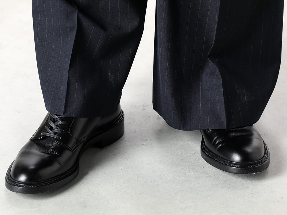 IRENISA - イレニサ - 2024-25AW - 独自のパターンにより再現したバギーシルエット - IH-24FW-P028-MSS - Buggy Trousers - IH-22SS-S001-RC - Leather Shoes 3-006