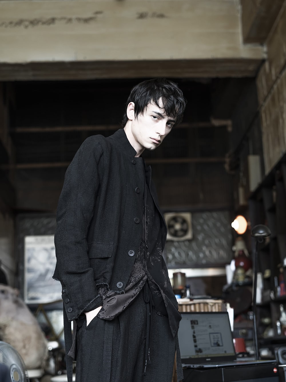 D.HYGEN(ディーハイゲン) - 25SS(春夏) - 重厚感とリラックス感の融合。絶妙なバランスが光るD.HYGEN 25SSコレクション - 1-003