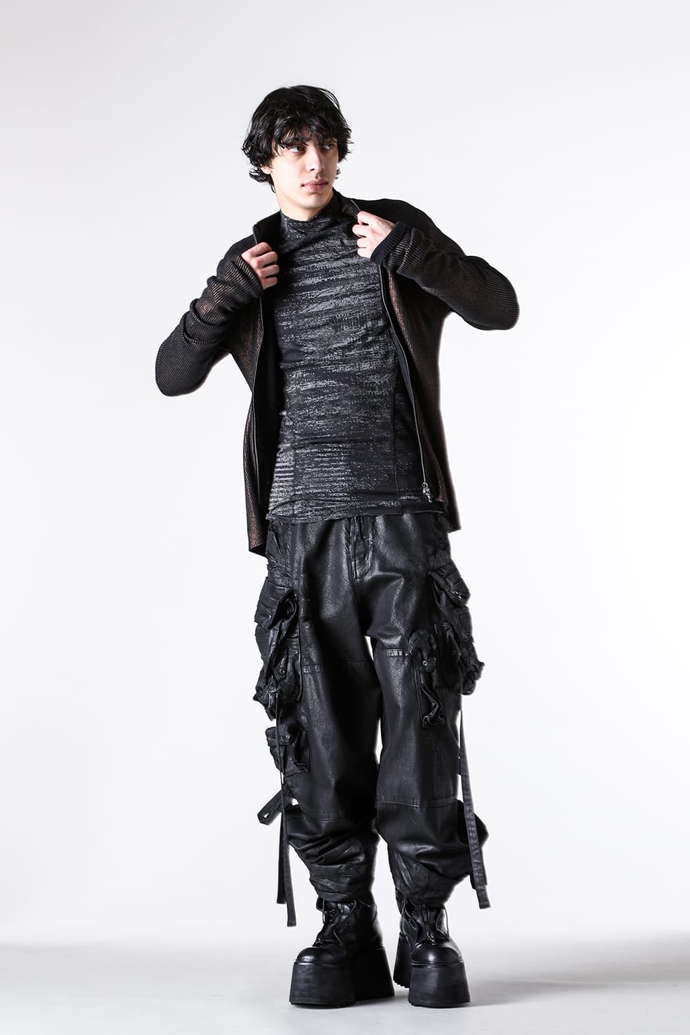 ユリウス 2025-26AW スタイリング - コーティング×クラッシュ加工のバギーガスマスクパンツ - 917PAM1-C black(Coated 12oz Denim Pants Black) - 24-001