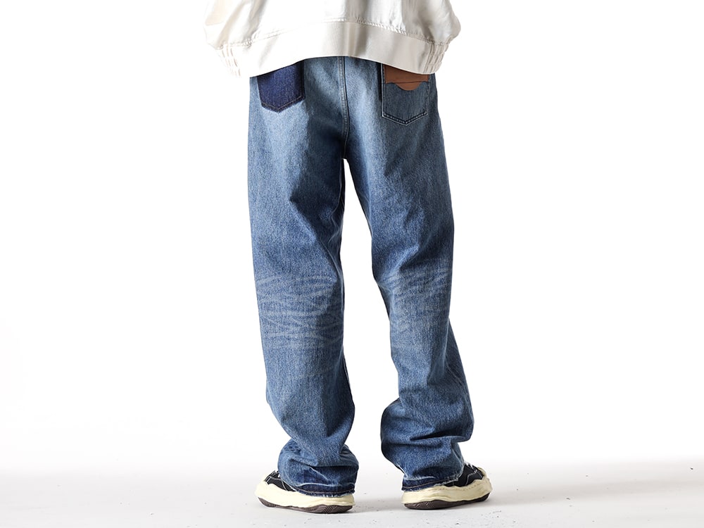 Maison MIHARA YASUHIRO 2025SS - Easy Waist Jeans with a Unique Back Pocket Design - J14PT122 indigo(WAIST EASY JEANS Indigo) A09FW732 black(BLAKEY Original Sole Canvas Low Cut Sneaker Vintage like Sole Black) - 3-003