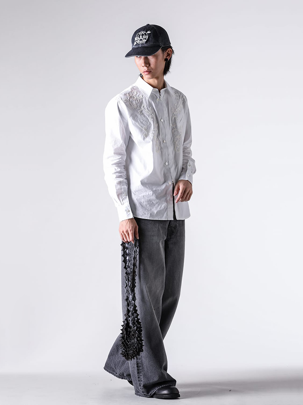 エムエーエスユー 2025SS スタイリング  - 25AW「20XX」：アーカイブ再解釈 5-008