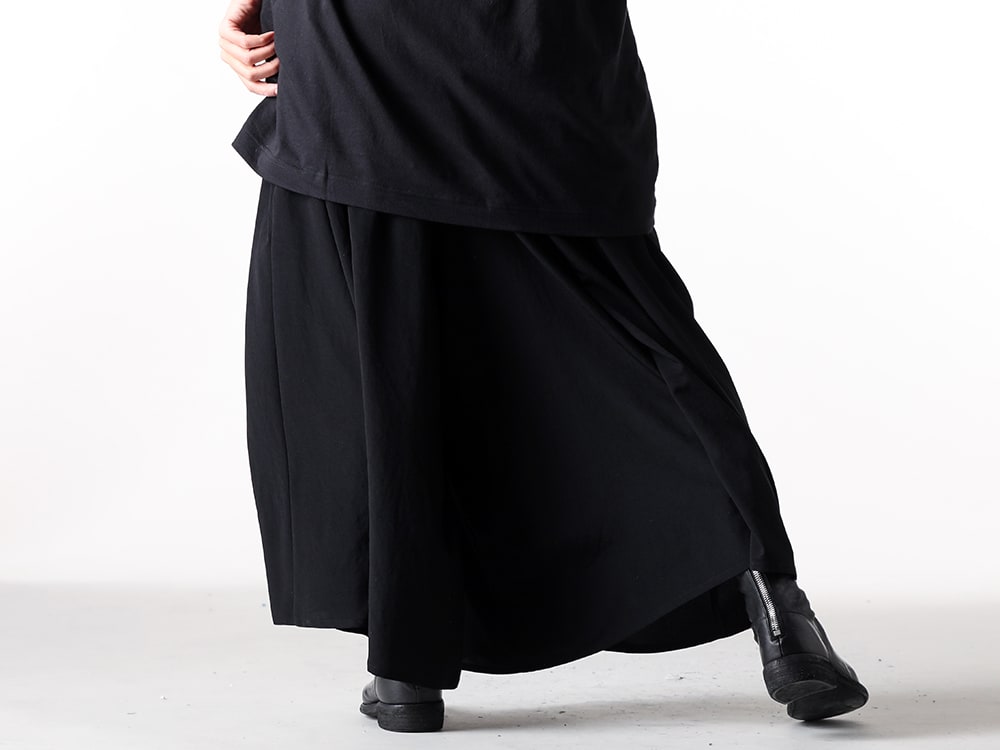 Yohji Yamamoto / GUIDI 2025SS - Skirt-Like Pants with an Elegant Impression Paired with GUIDI 988X Back-Zip Boots - FP-P62-500(SK Style Gather Pants) 988X8Back Zip Boots Single Sole Wide Model) - 3-003