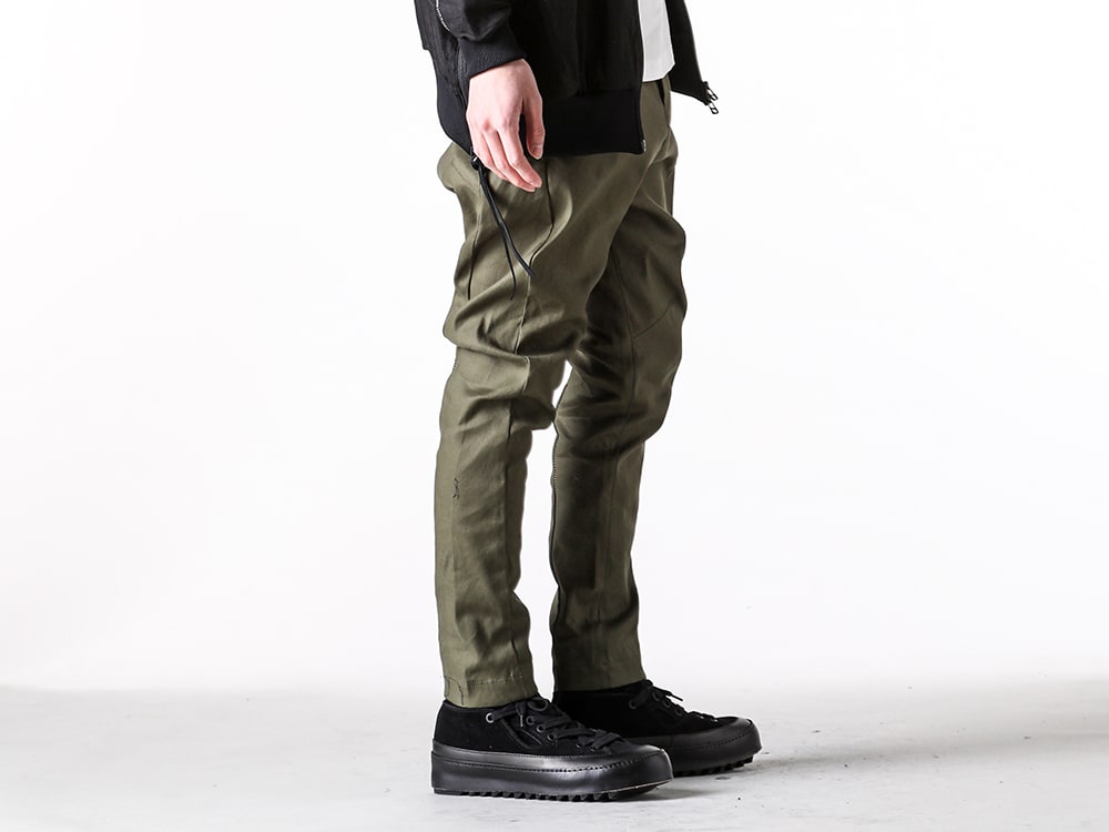 RIPVANWINKLE / the viridi-anne 2025SS - Solid Pants with a Distinctive Side Seam Line - RW-703 Khaki(Solid Pants Khaki) VI-3818-09(Sneakers) - 3-005