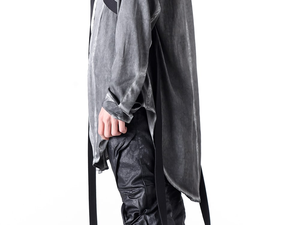 JULIUS 2025SS - High-Neck Shirt with an Elegant Sheen - 897SHM2 Ash Gray(Silk Satin Drape Neck Shirt Ash Gray) 897ACU14(Acryl Harness Strap) - 2-006