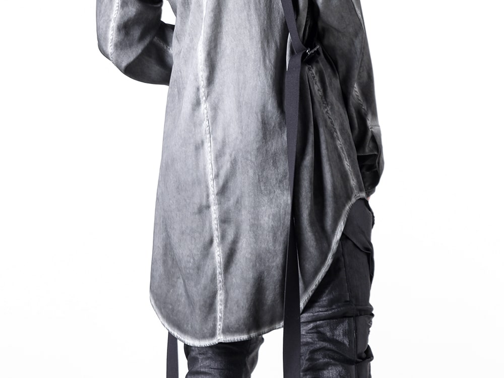 JULIUS 2025SS - High-Neck Shirt with an Elegant Sheen - 897SHM2 Ash Gray(Silk Satin Drape Neck Shirt Ash Gray) 897ACU14(Acryl Harness Strap) - 2-008