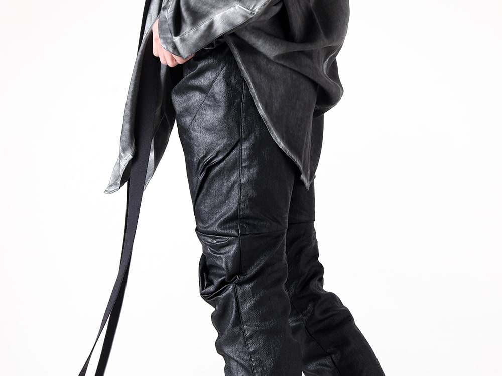 JULIUS 2025SS - Skinny Pants Combining Ruggedness and Sheen - 897PAM8(10oz Coated Strerch Denim Skinny Pants) - 3-006