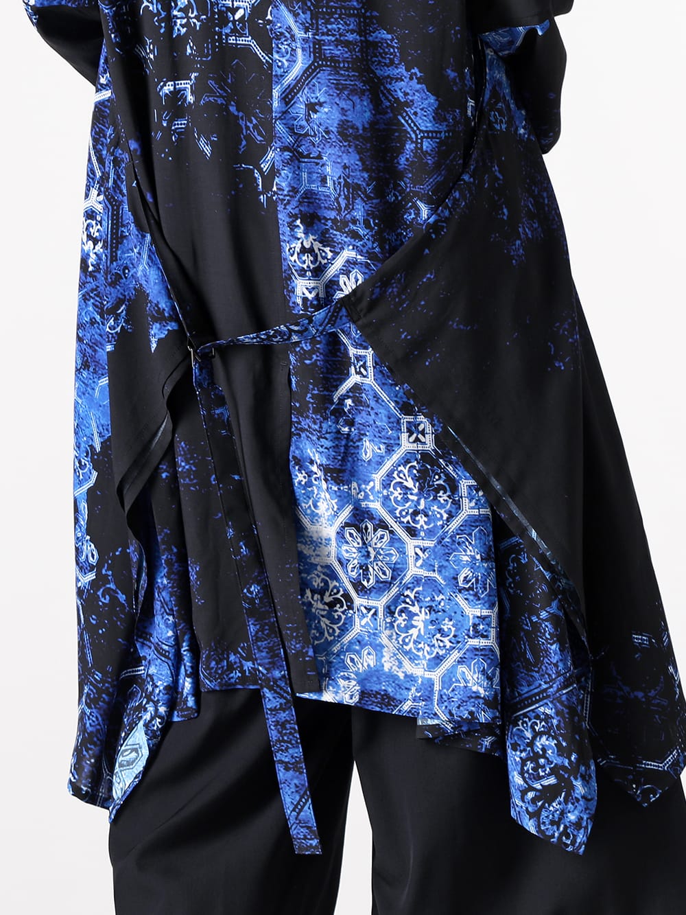 Ground Y - 2025SS  - Side-trimmed Dress (Blue) - Dresses with bold openings from the bottom of the sleeves to the armpits - GP-D05-201 blue - Side-trimmed Dress 1-0010