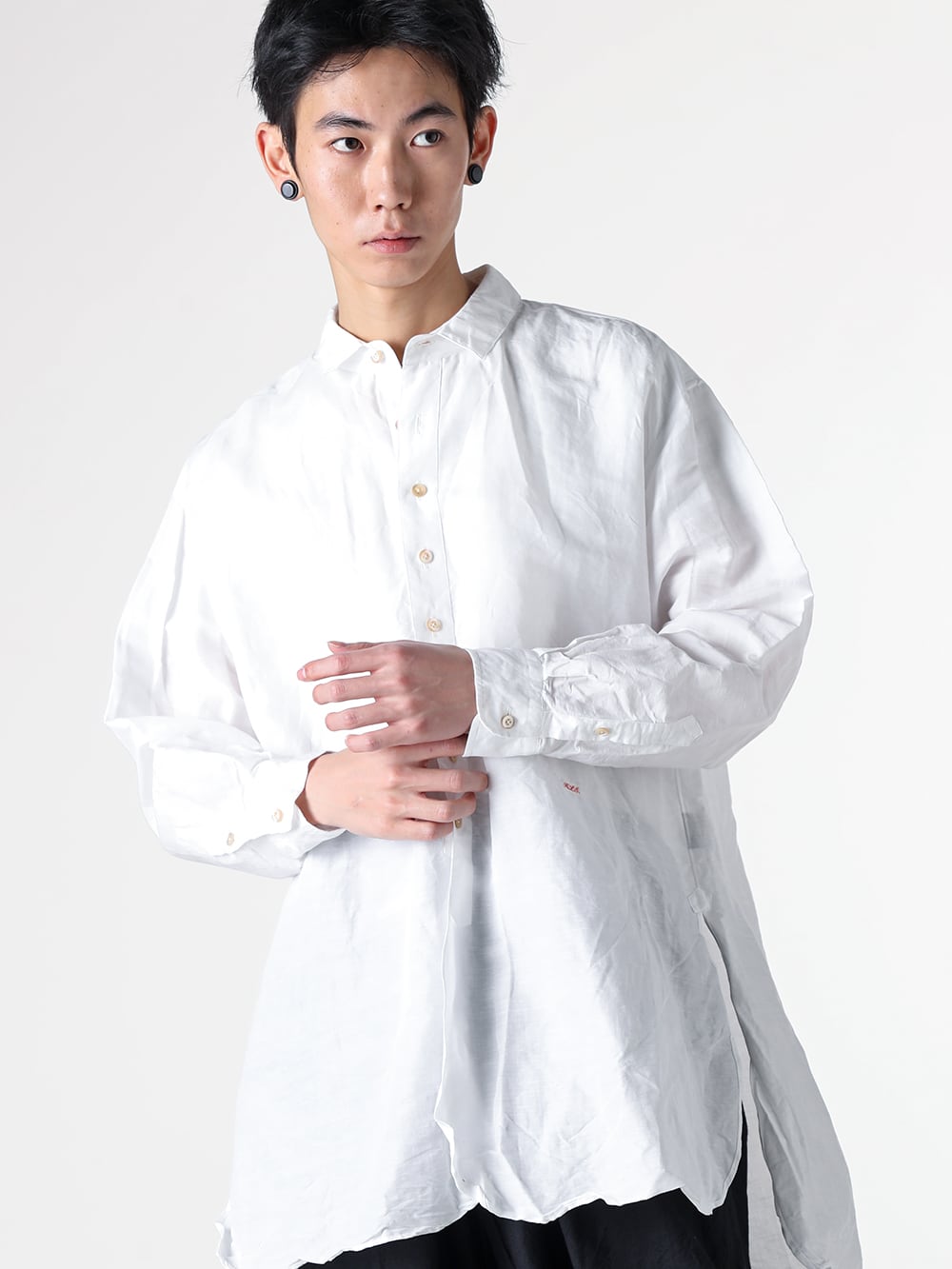 KLASICA - 25SS  - A Refined Look: Classic Styling with a Boxy Shirt and Tailored Vest - 25S-SH39-D30 - Over Sized Short Collar Shirts 2-005