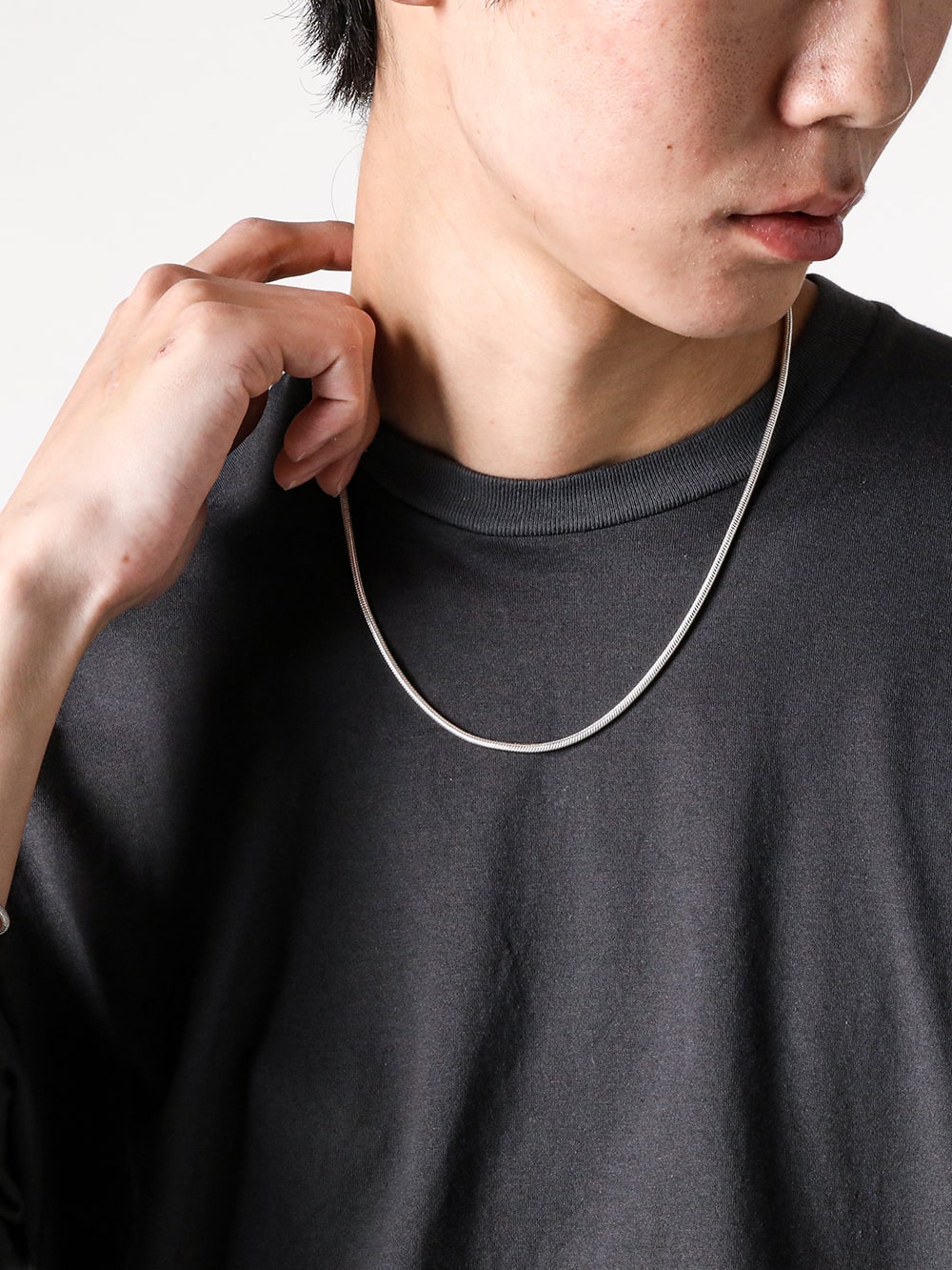 RIPVANWINKLE 25SS  - An original design with a form that cuts through the wind - Tornado-T RW-738 C.Gray - Snake Silver Necklace RW-746 silver 2-004