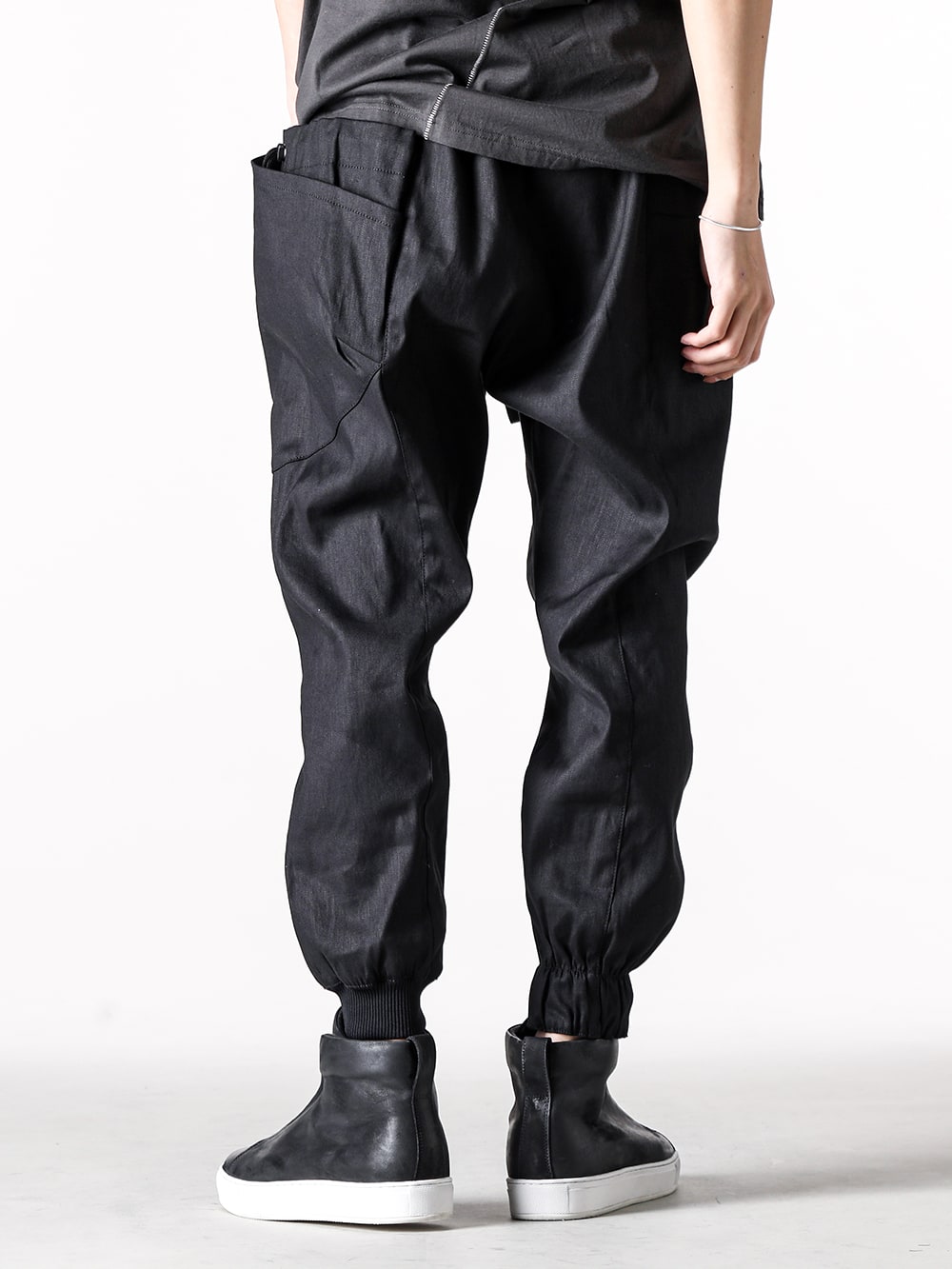 RIPVANWINKLE 25SS - A new hybrid model combining jodhpur and climbing pants - 6PK Jodhpur Pants RW-704 black - Slip On High - RW-718 3-003