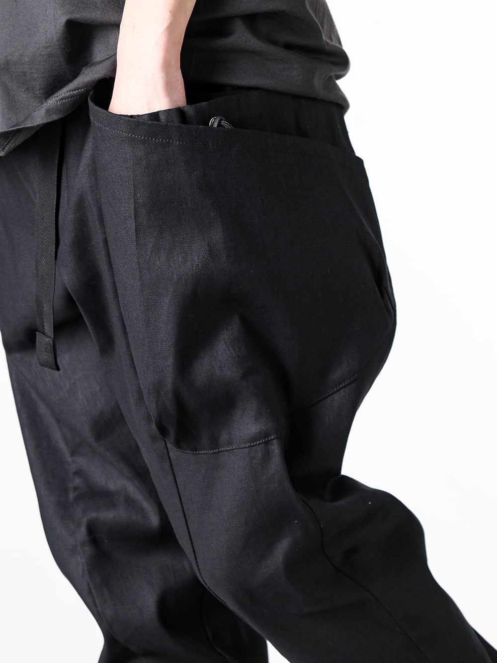 RIPVANWINKLE 25SS - A new hybrid model combining jodhpur and climbing pants - 6PK Jodhpur Pants RW-704 black  3-005