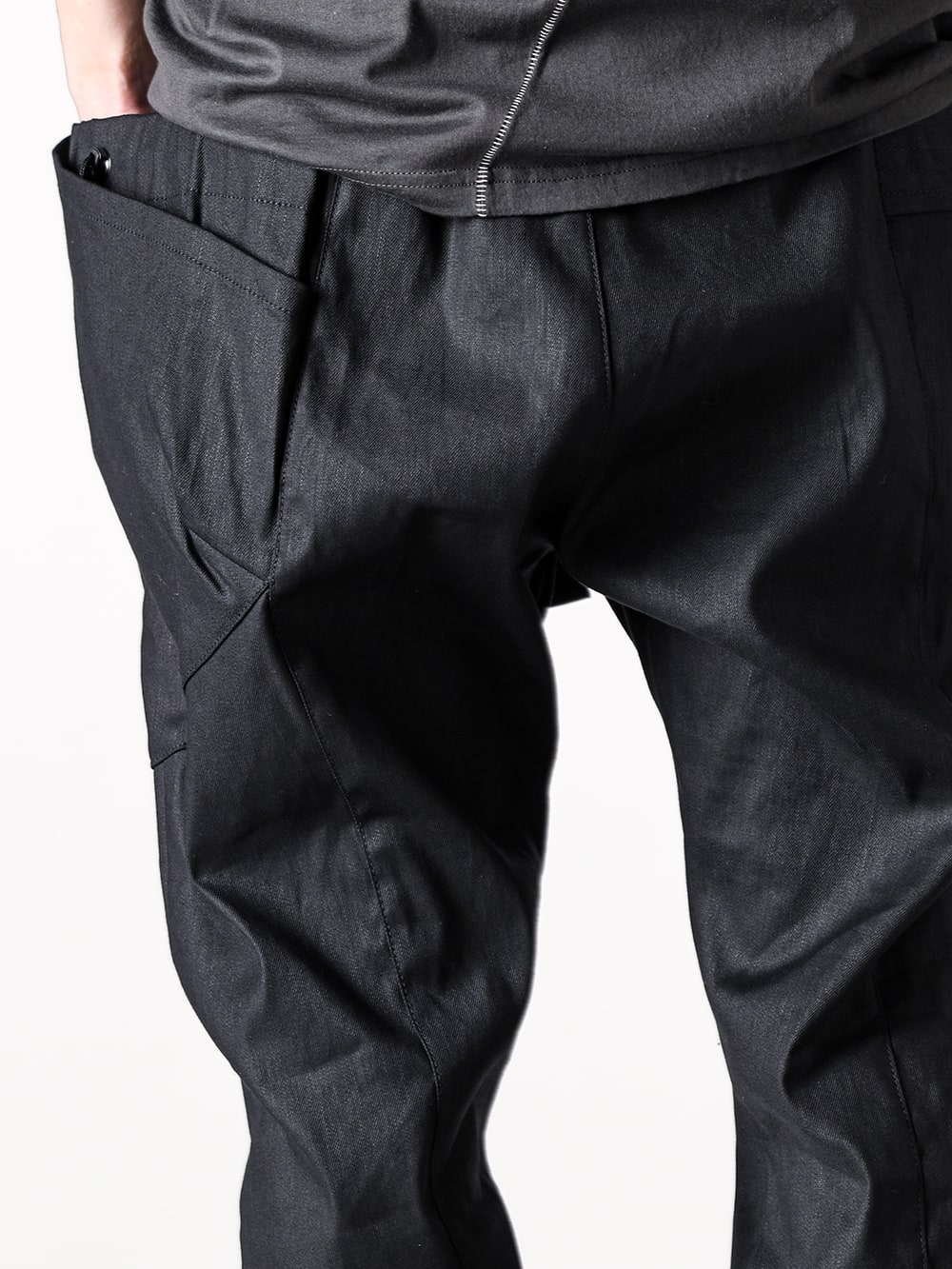 RIPVANWINKLE 25SS - A new hybrid model combining jodhpur and climbing pants - 6PK Jodhpur Pants RW-704 black  3-006