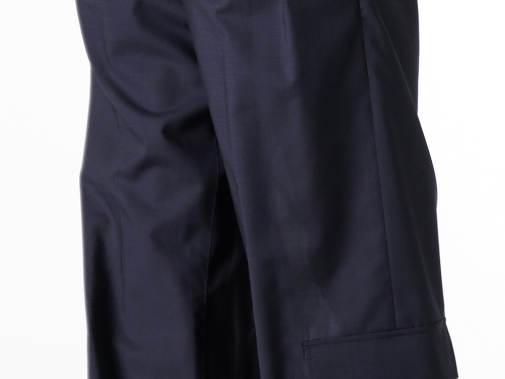 IRENISA - 25SS  - Two Tucks Wide Cargo Pants：定番設計にカーゴ要素を融合した25SS新作 - IH-25SS-P040-WR navy Two Tucks Wide Cargo Pants （Navy） 1-006