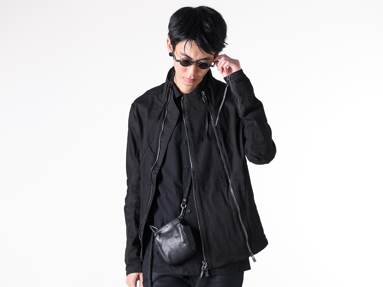 D.HYGEN - 25SS  - Denim jacket crafted from stretch denim to contour the body’s shape - Stretch Denim Double Zip High Neck Jacket (ST104-0325S black) - Carton Shirt (FM25SS301WC black) - Back Zip Race Up Boots (795BZX black) - Mini Shoulder Bag (RT02 black) - RIGARDS x ZIGGY CHEN RG1911TI Mad Scientist (RG1911TI) 2-003