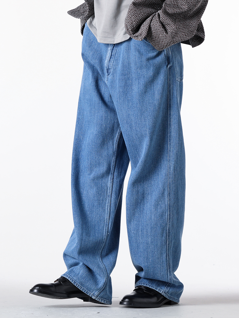 Back Pocket Area of the 5 PKT Trousers