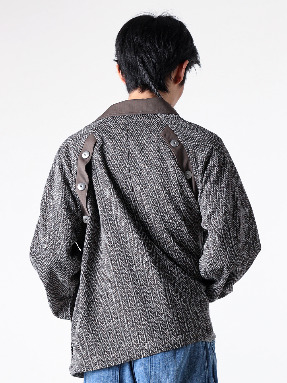 Texture and Lining of Bove Jacket Material