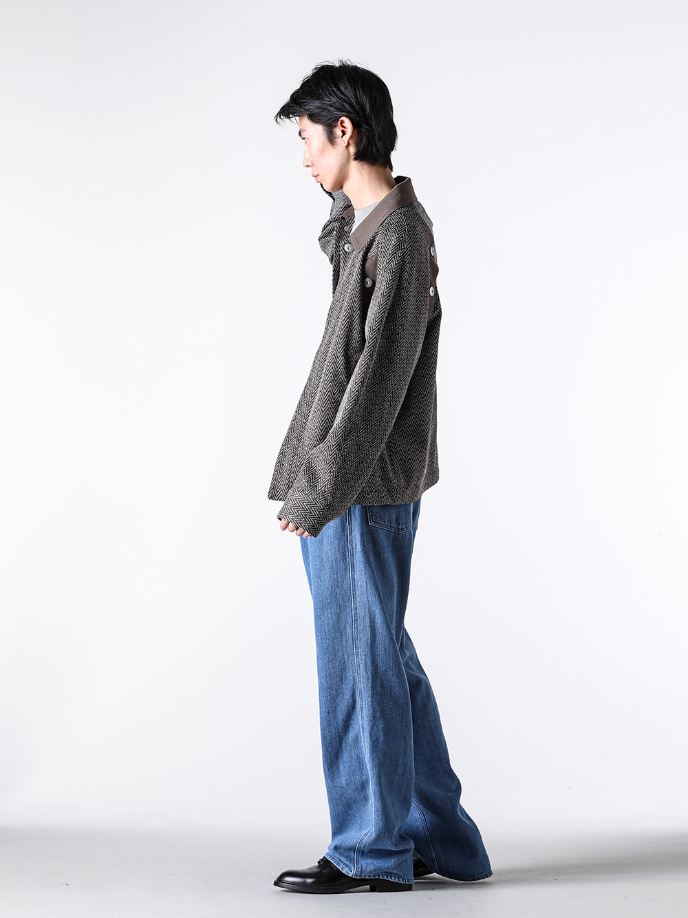 Full-body coordination of Omar Afridi blouson × 5PKT and IRENISA shoes 2