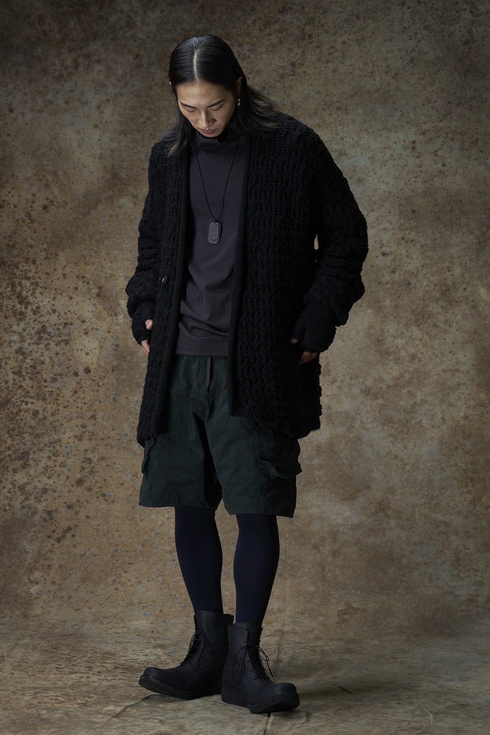DEVOA25-26AW collection look 1-001