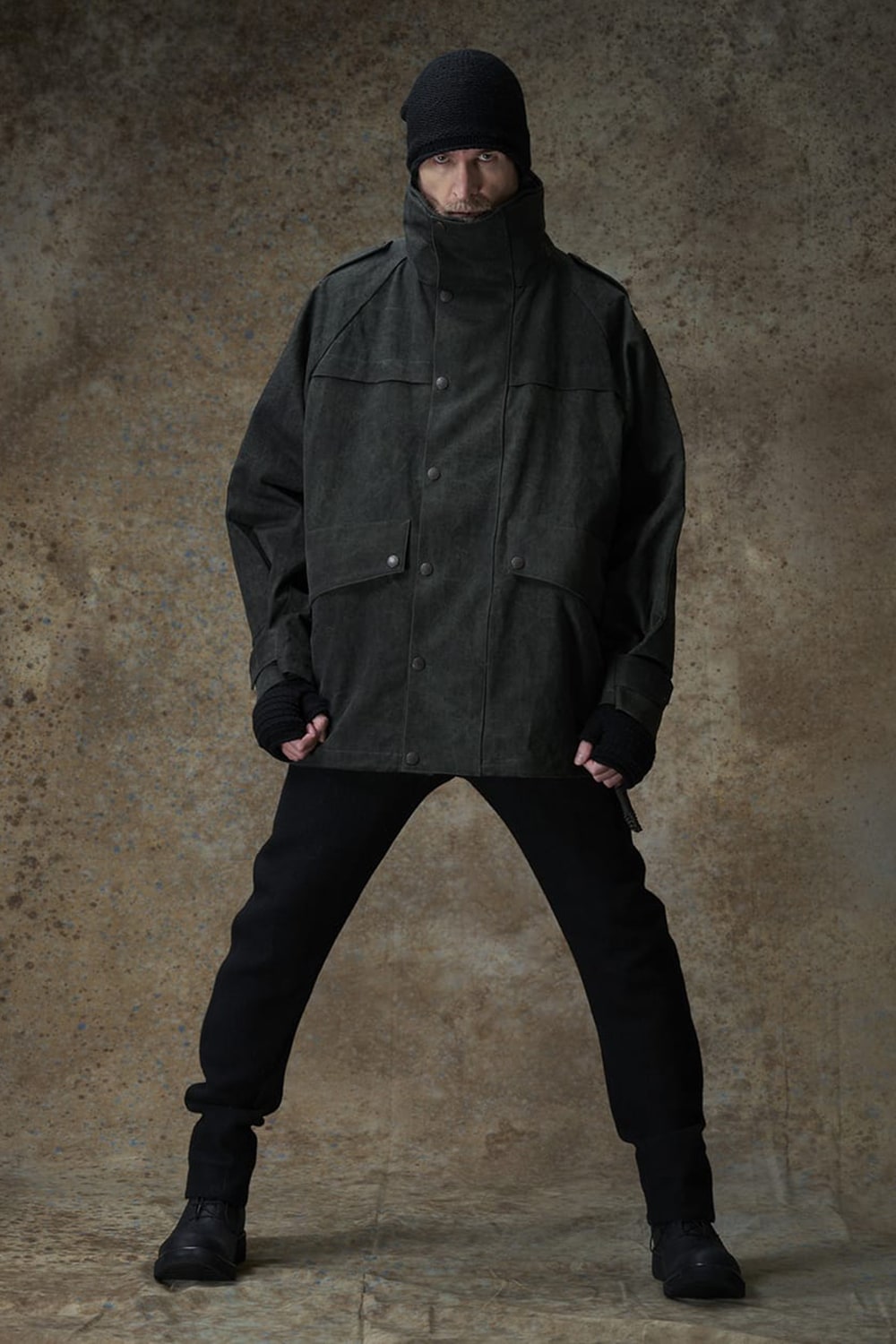 DEVOA25-26AW collection look 1-002
