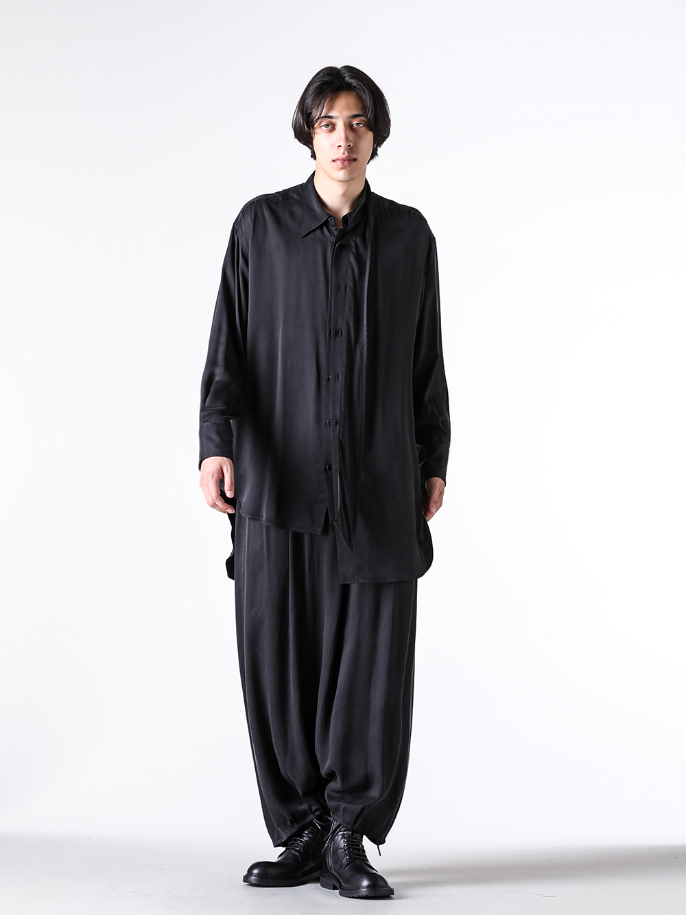 sulvam - 25AW - Pants - MW-P09-050 Satin Salsel Pants （Black） 5-0015
