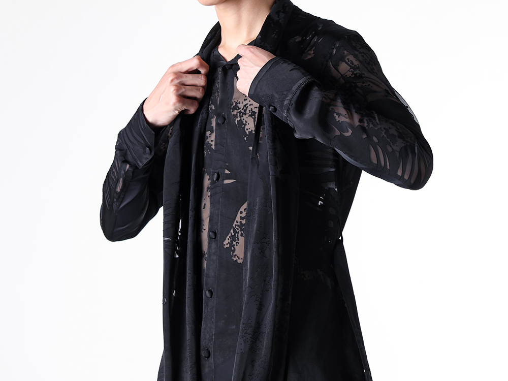 kiryuyrik - 25SS Styling - Stole-Style Front Shirt Paired with a Lace-Up Vest in a Palette of Jet Black and Vivid Crimson - Lace Up Vest (KT-HV14-901) - Stoal Shirt (KT-22SSHB21-903) 1-005
