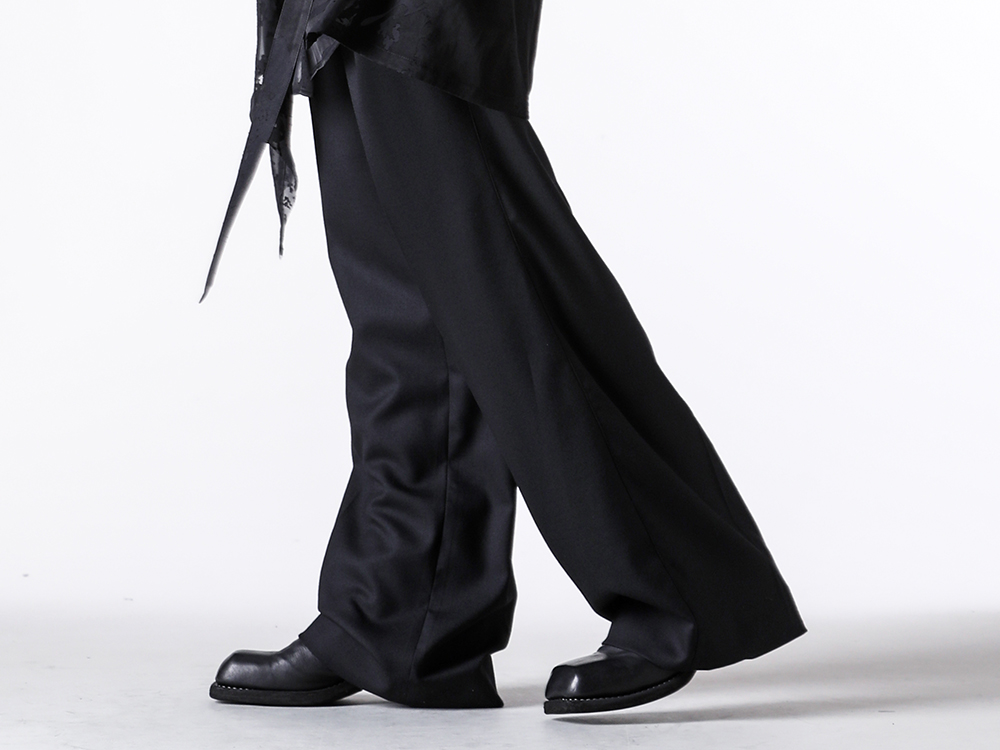 kiryuyrik - 25SS  - Wide Slacks Creating Elegant Shadows and Back Zip Boots with Eye-Catching Square Toe Design - 2 Tuck Wide Slacks (KT-HP42-101) - 9086 Square Toe Back Zip Boots Double Sole (9086) 2-004