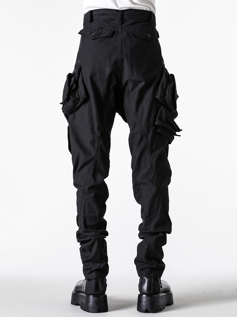 JULIUS - 25PF styling - JULIUS 2025PF Introduction of newly arrived product - 907PAM4-C COTTON SATIN BACK TROUSERS 1-0011