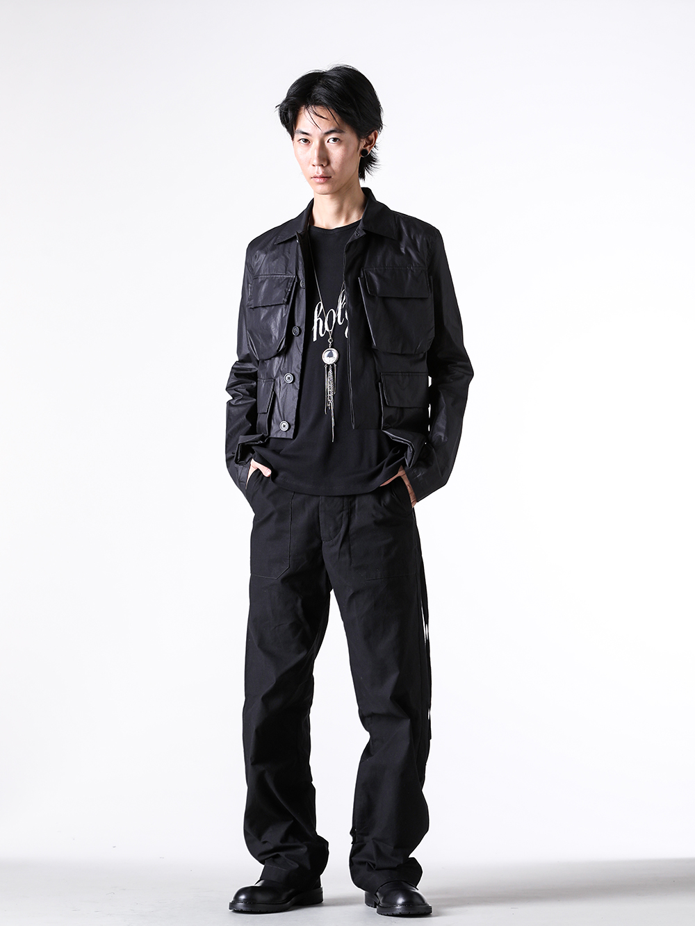 Ann Demeulemeester 25SS シャツブルゾンとパンツのスタイリング
