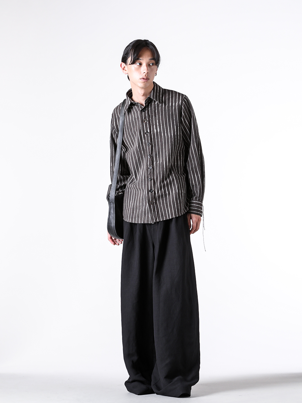 A TENTATIVE ATELIER×UMA WANG - 25SS - 見出し3 - コーディネート全体の写真一覧 3-001
