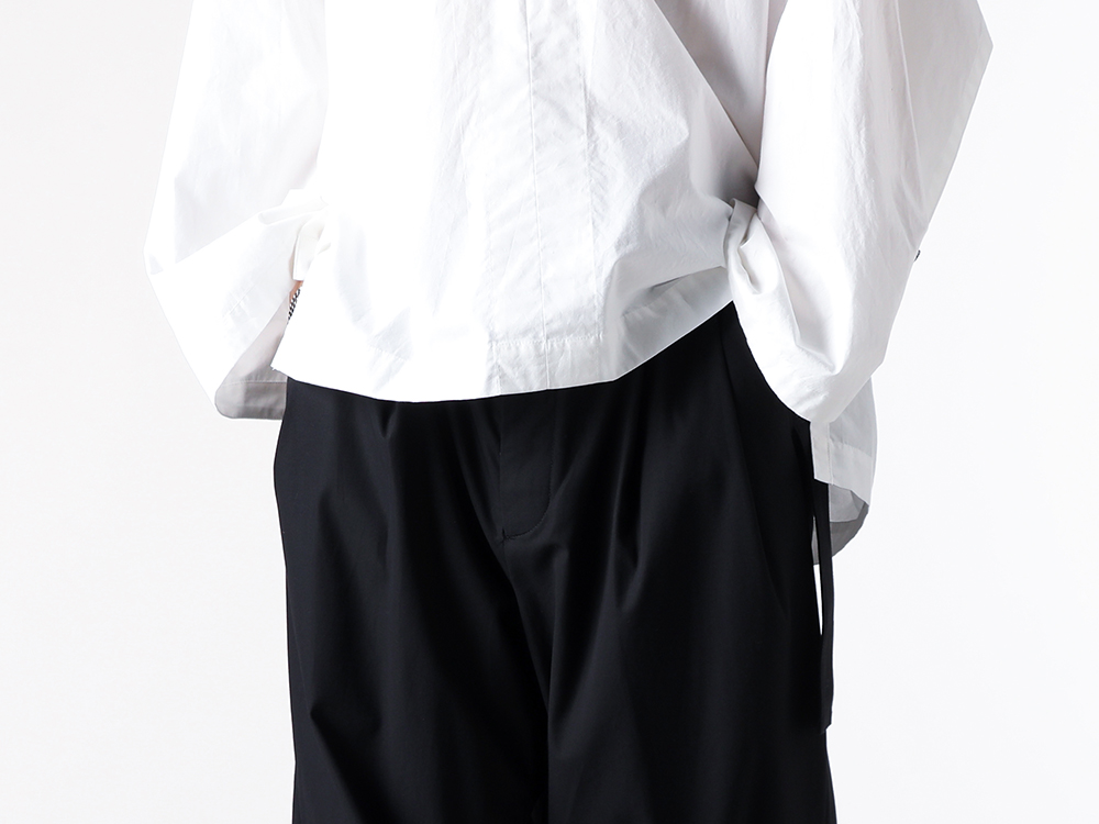 ISŌ - 25SS - Classic Wide Pants with Transformable Silhouette - Cotton Tucked-up Wide Pants (ISŌ-004-TRS) - Calf Leather Sandals (ISŌ-016-SHO) 2-002