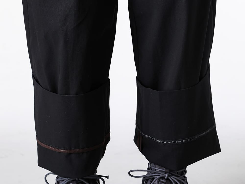 ISŌ - 25SS - Classic Wide Pants with Transformable Silhouette - Cotton Tucked-up Wide Pants (ISŌ-004-TRS) - Calf Leather Sandals (ISŌ-016-SHO) 2-006