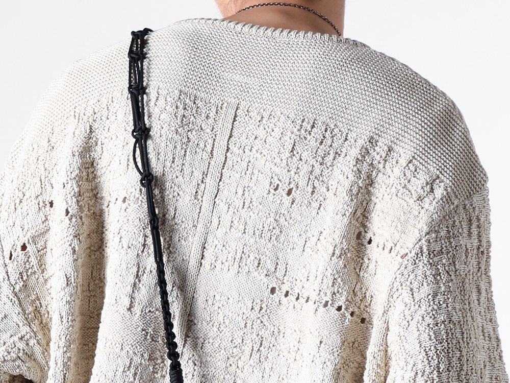 daisuke tanabe – 25SS – Structured yet Relaxed Pullover Knit – Cooper Knit Long Sleeve Pullover (digs.01_504) – Shoulder Bag (ACH-TCSMB) – necklace mix + keyring (M3940) 1-004