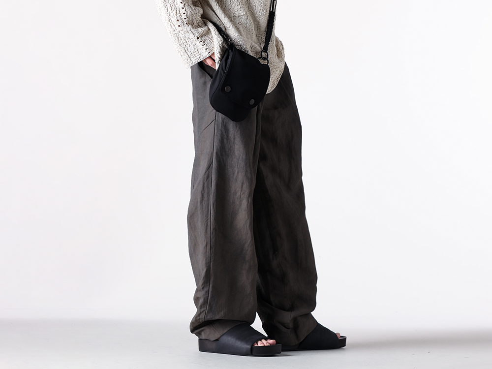 daisuke tanabe – 25SS – DEVOA – Baggy Pants Highlighting the Balance Between Fabric and Finishing Techniques - Loose Fit Pants Viscose / Linen (PTJ-CRSB) - MEN'S SLIDE-Black (S5/M/US9574-uw900) 2-003