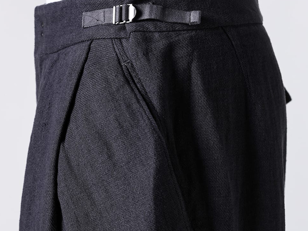 ZIGGY CHEN(ジギーチェン) - 25SS  - 空気を含んだシルエットと重みある足元がつくる造形的コーディネート - Spiral Trousers Double Twist Linen Serge (T-RFX) - Classic Derby Shoes Laced Up Square Toe (79082V) 2-002