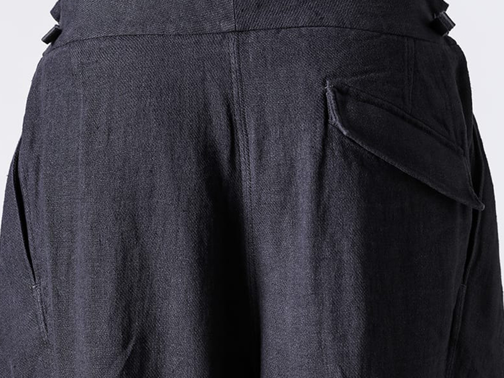 ZIGGY CHEN(ジギーチェン) - 25SS  - 空気を含んだシルエットと重みある足元がつくる造形的コーディネート - Spiral Trousers Double Twist Linen Serge (T-RFX) - Classic Derby Shoes Laced Up Square Toe (79082V) 2-003